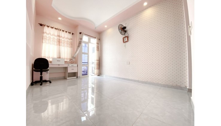 Bán Nhà kế HXH Chu Văn An 3.5x10, 4 Tầng 3PN Chỉ Nhỉnh 5 Tỉ